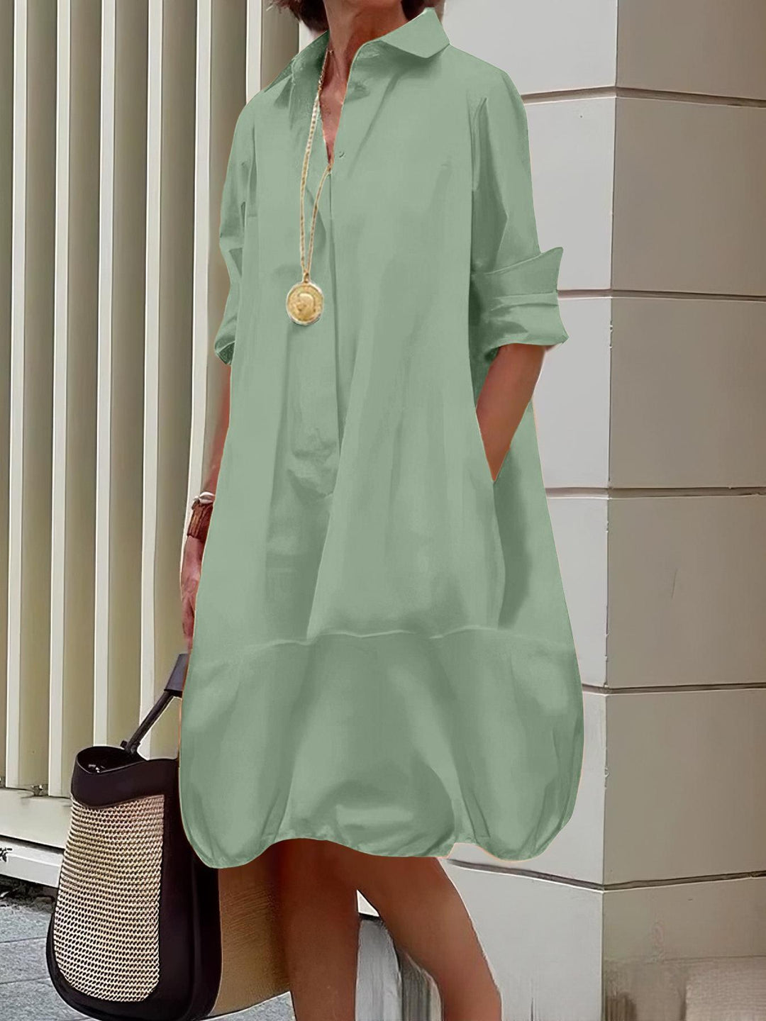 Damen Lässiges Hemdblusenkleid mit weit geschnittenem Saum R&B