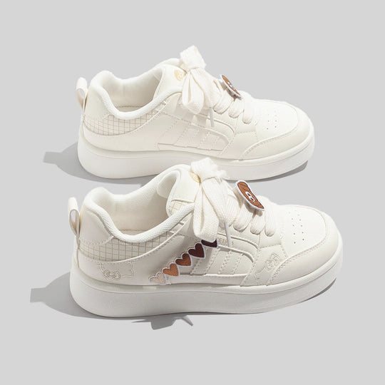 Damen Sneakers im modernen Design mit verspielten Herzmotiven R&B