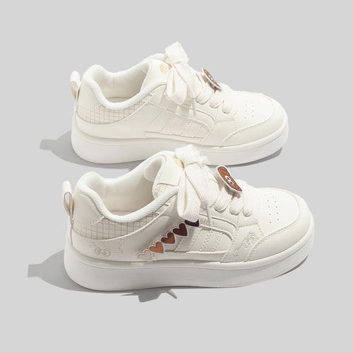 Damen Sneakers im modernen Design mit verspielten Herzmotiven R&B