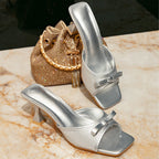 Damen Glamouröse Slingback-Sandalen mit schimmerndem Design und zierlicher Schleifenapplikation R&B