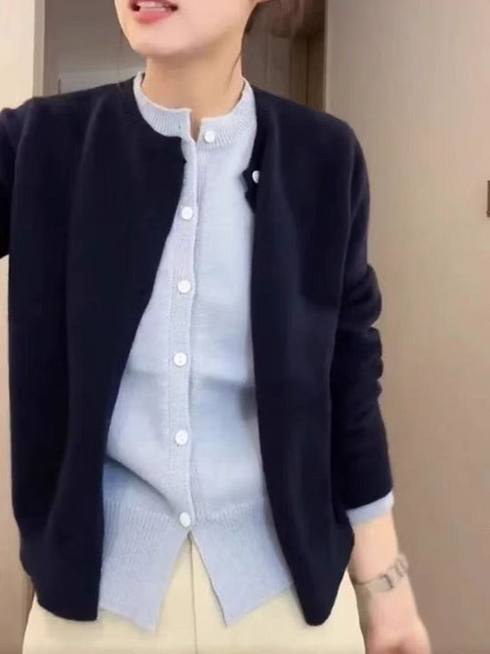 Damen Strickcardigan mit Rundhalsausschnitt und Knopfdetail R&B