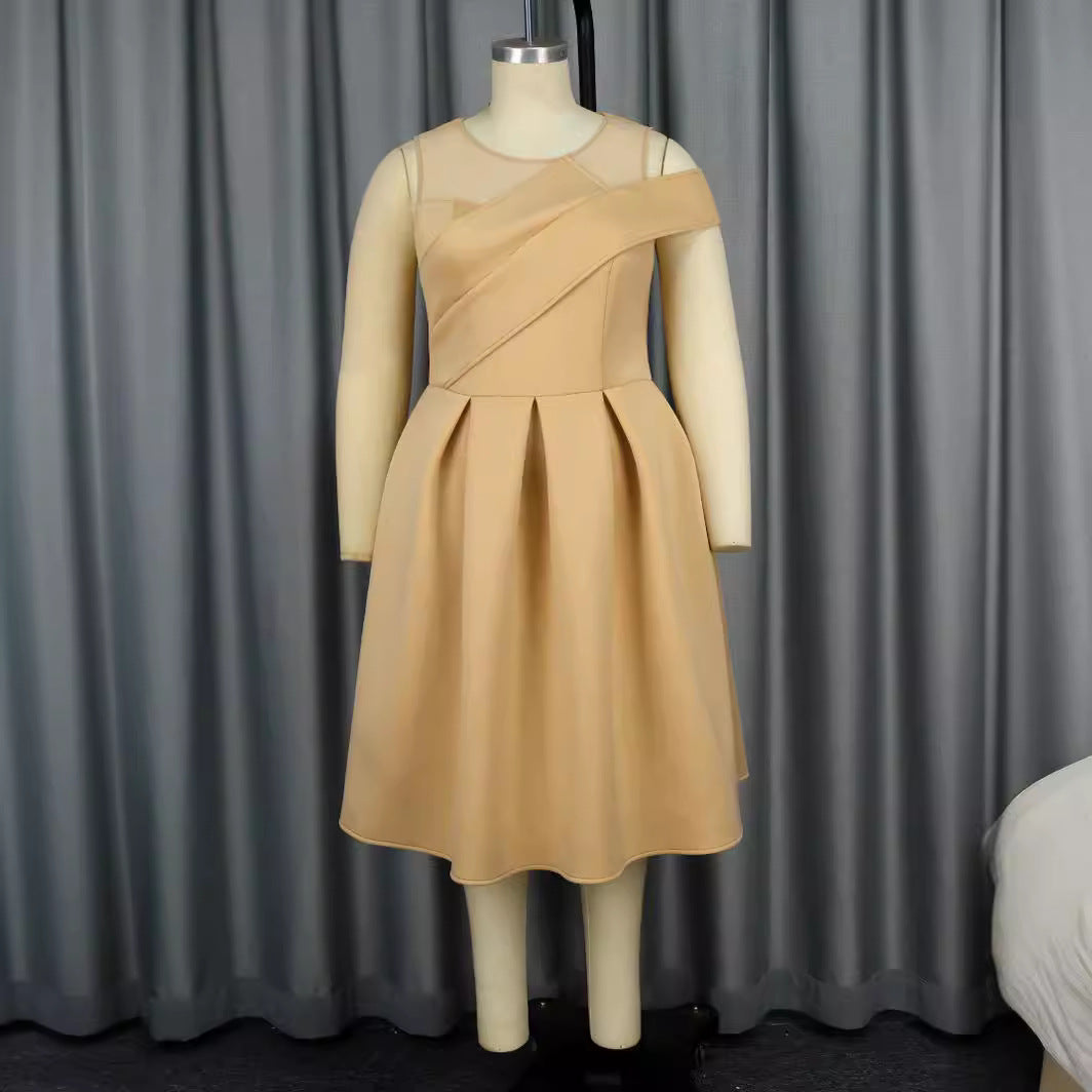 Damen Elegantes Cocktailkleid mit asymmetrischem Schnitt und transparenten Ärmeln R&B