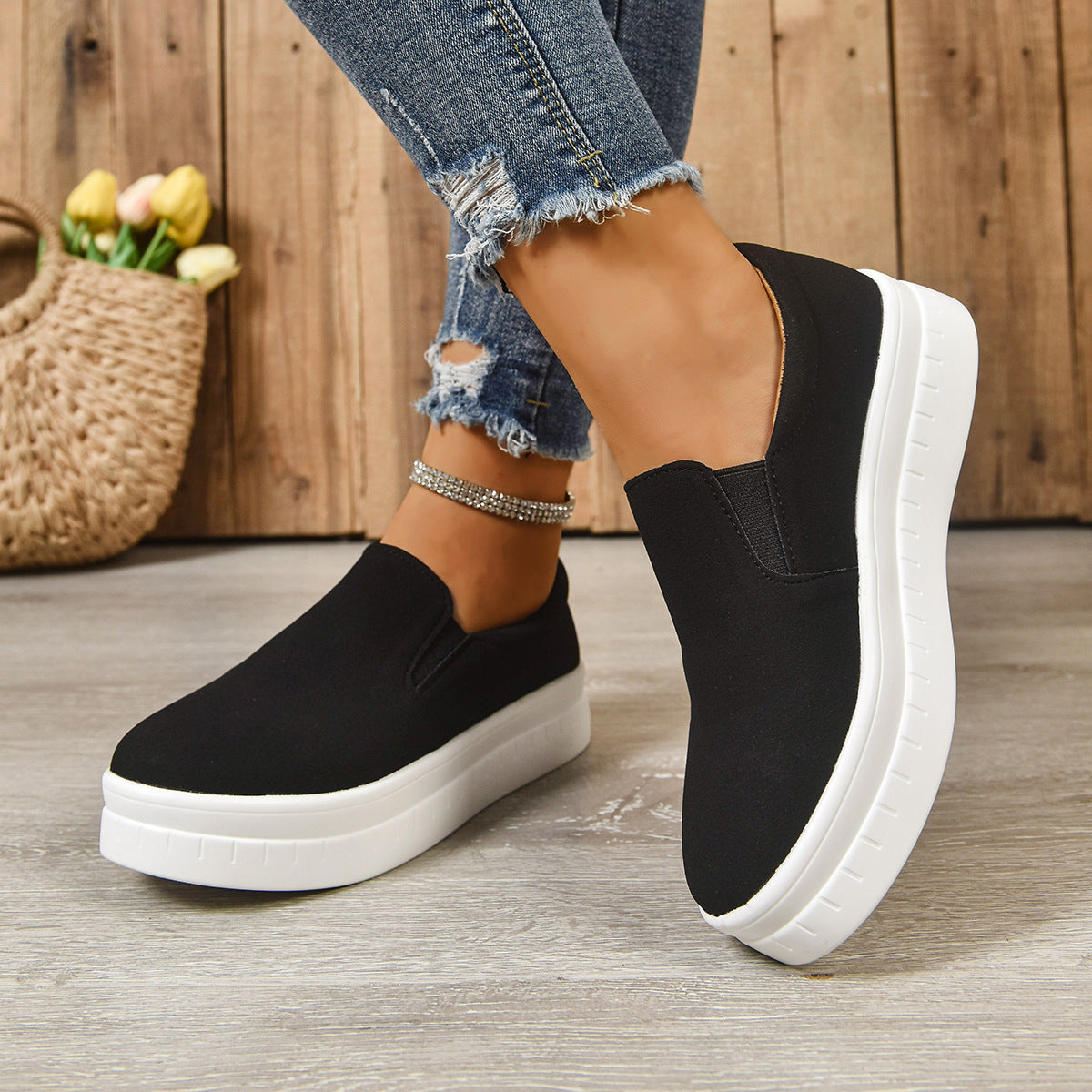 Damen Slip-On Sneakers mit rutschfester Sohle und atmungsaktivem Obermaterial R&B
