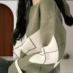 Damen Grobstrickpullover mit modernen Rautenmustern und weitem Schnitt R&B
