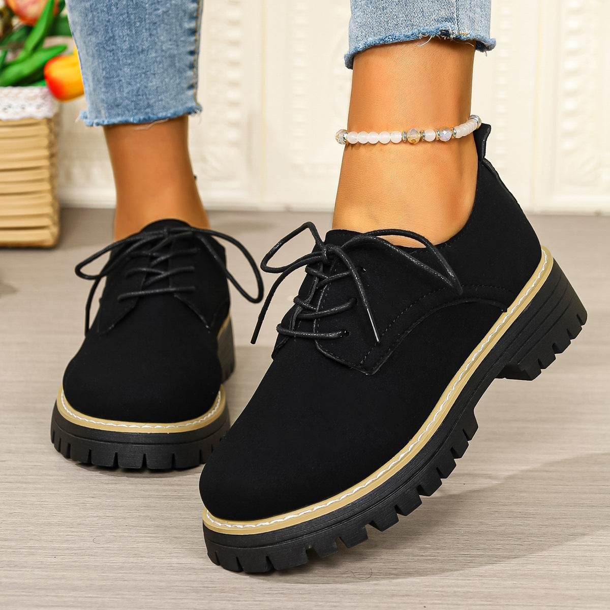 Damen Schnürschuhe mit robustem Profil und modischem Obermaterial R&B