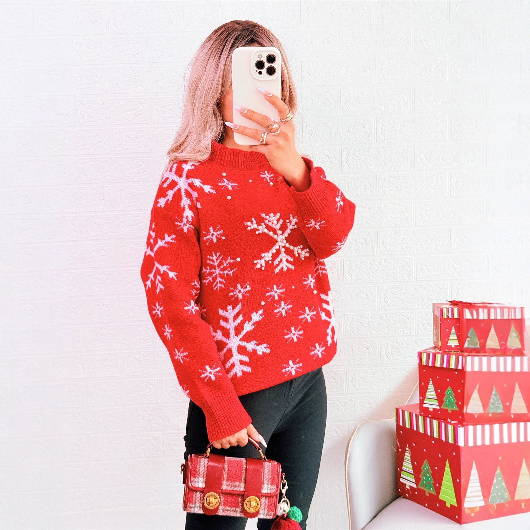 Damen Weihnachts-Pullover mit festlichem Schneemuster und hohem Kragen R&B