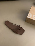 Damen Stylische Riemchen-Sandalen mit quadratischer Zehenpartie und feinem Bindedesign R&B
