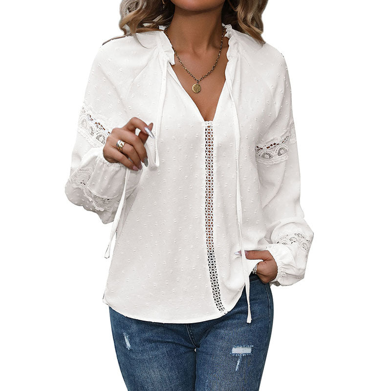 Damen Bluse mit Spitzenarmen und raffiniertem Schnürdetail