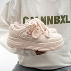 Damen Sneakers mit verspieltem Sternenmotiv und weicher Dämpfung