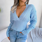 Damen Strickpullover mit tiefem V-Ausschnitt und eleganten Lochdetails