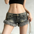 Damen Modische Denim-Shorts mit luxuriösem Kunstfell und Schnürdetails R&B
