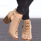 Damen Peep-Toe Stiefeletten im Schnürdesign mit Blockabsatz R&B