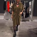 Damen Elegantes Wickelkleid mit strukturiertem Stoff und Taillengürtel R&B