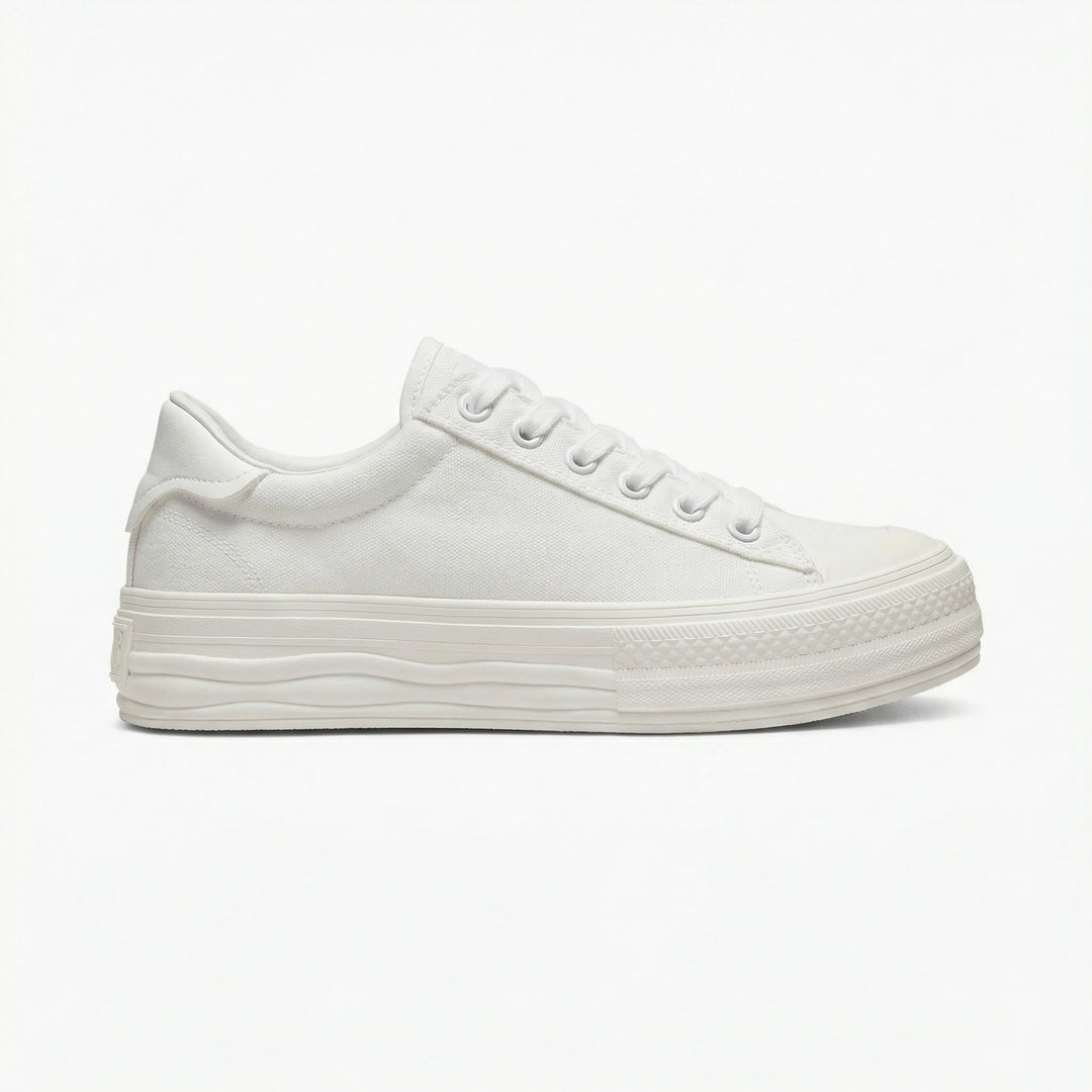 Stilvolle Weiße Damen Canvas Sneaker Bequeme Stoffschuhe für jeden Rock