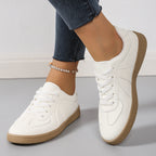 Damen Sneakers mit klassischer Schnürung und rutschfester Sohle R&B