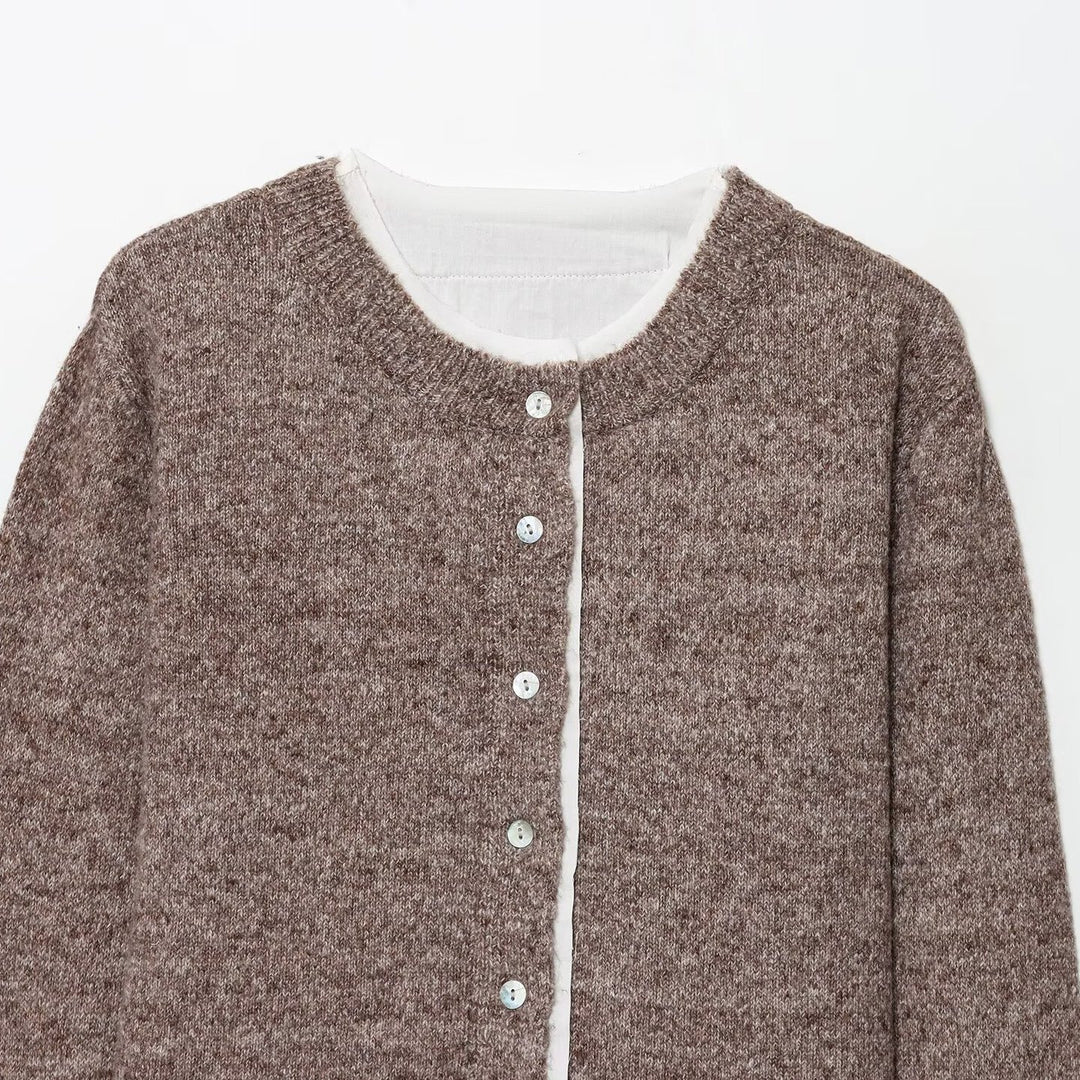 Damen Kurze Strickjacke mit Knopfdetails R&B