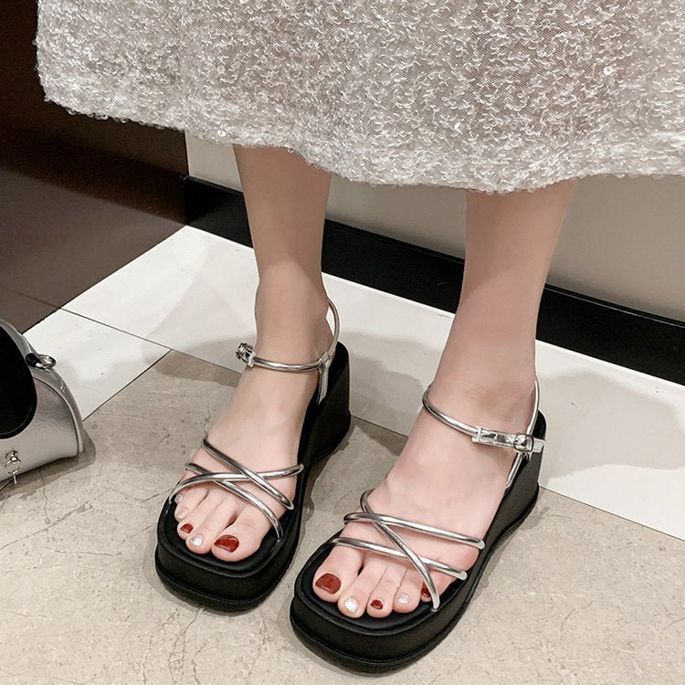 Damen Wedge-Sandaletten mit verstellbarem Riemen und schickem Design R&B