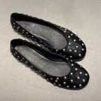Damen elegante Ballerinas mit auffälligem Nietenbesatz