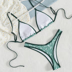 Damen Triangel-Bikini mit verspieltem Karomuster und floralen Akzenten R&B