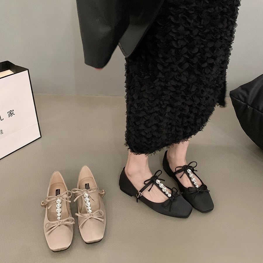 Damen elegante Ballerinas mit modischem Schleifenakzent und funkelnden Verzierungen R&B