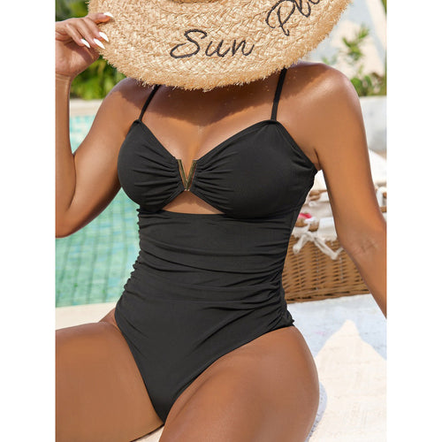 Damen Einteiler Badeanzug mit schickem Cut-Out und eleganten Details R&B