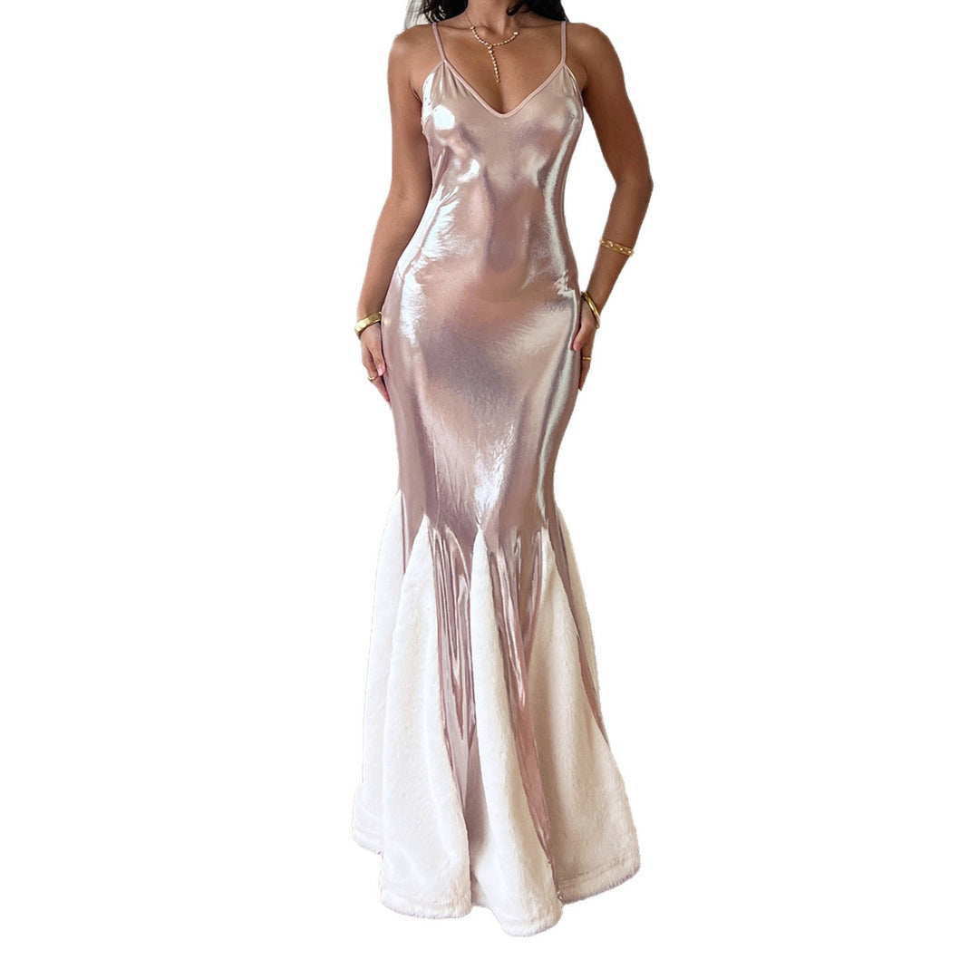 Damen Maxikleid mit glänzendem Obermaterial und voluminösem Rüschenunterteil R&B