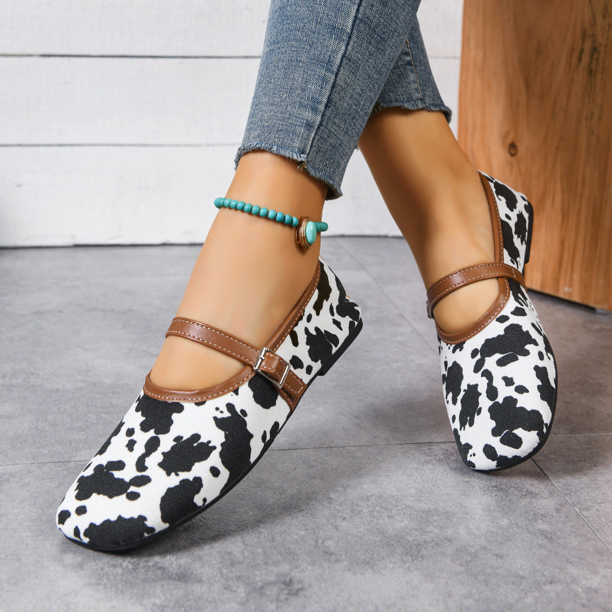 Damen Bequeme Ballerinas mit dekorativem Riemen R&B