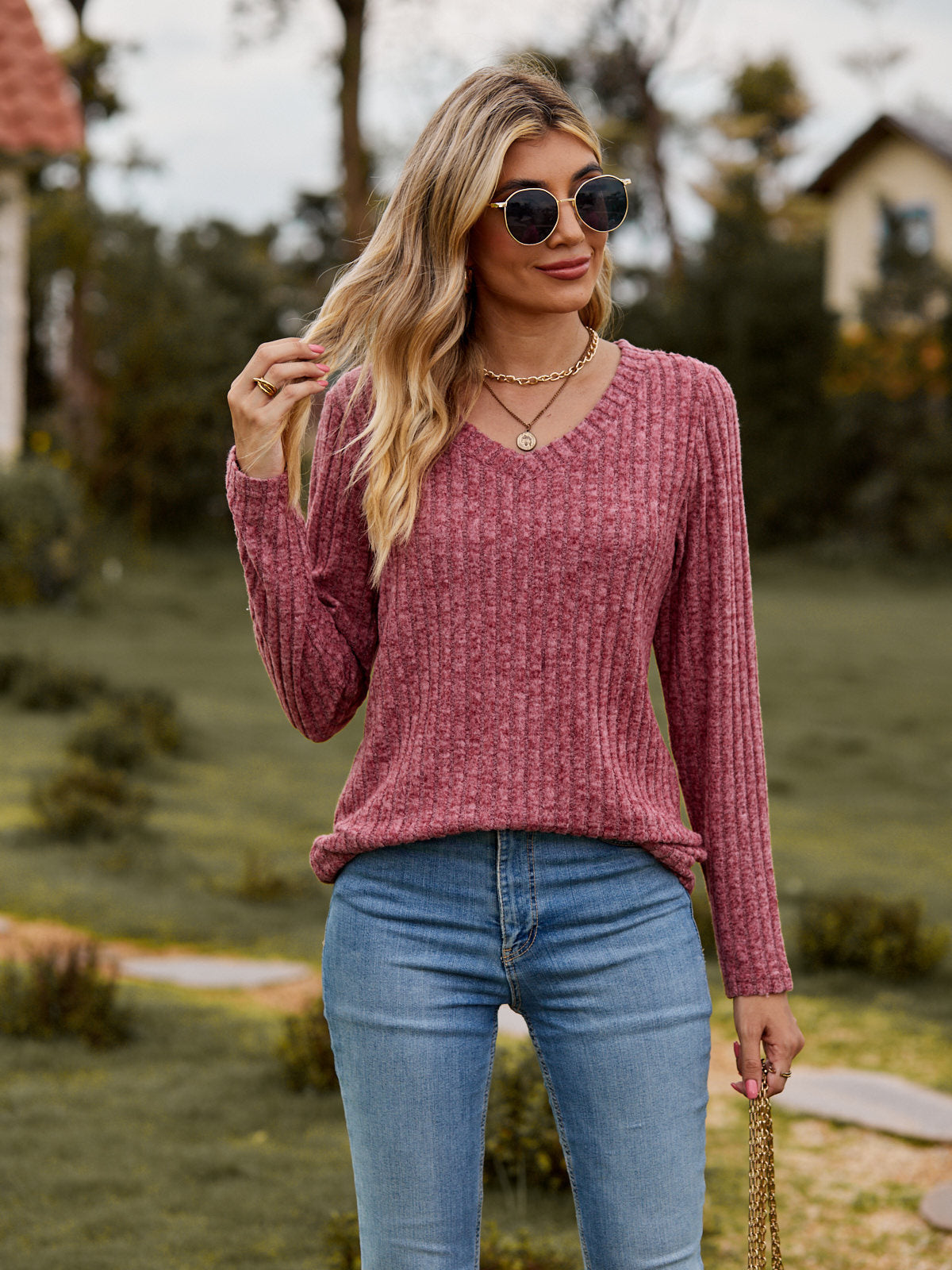 Damen Wohlfühlpullover mit geripptem Design und V-Ausschnitt R&B