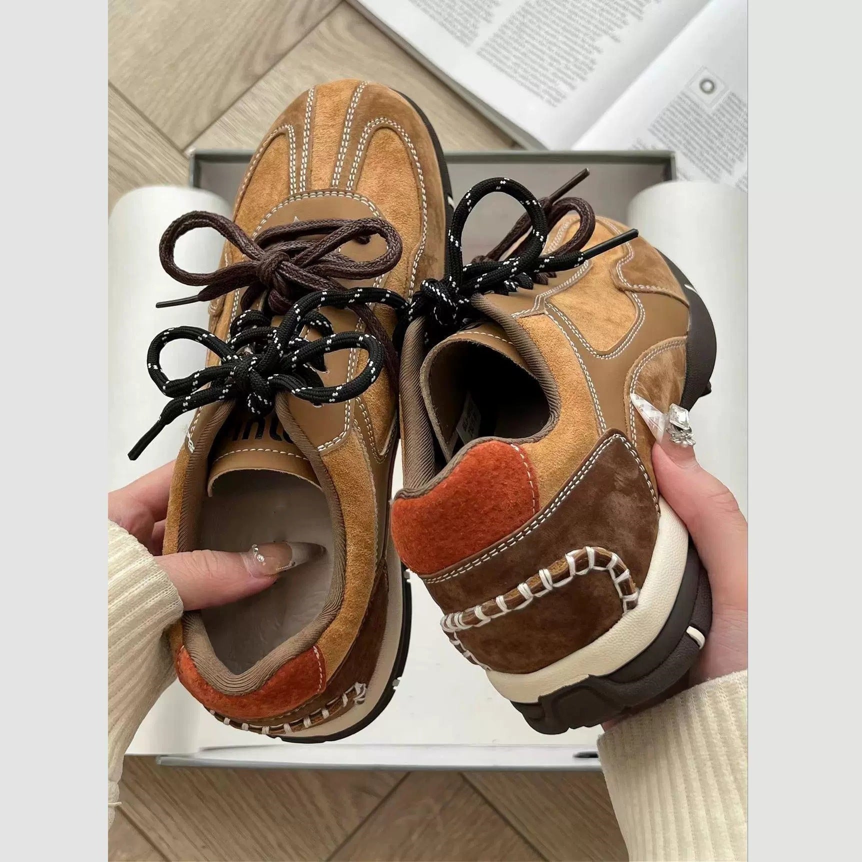 Damen Sportliche Sneaker mit bequemer Polsterung und modischem Obermaterial R&B