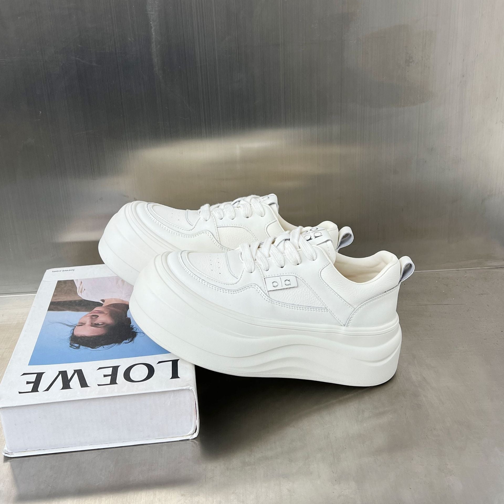 Damen Plattform Sneakers mit trendiger Silhouette und atmungsaktiver Obermaterialbeschaffenheit R&B
