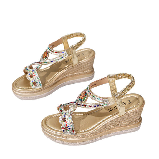 Damen Wedge-Sandalen mit kunstvollen Perlenverzierungen R&B