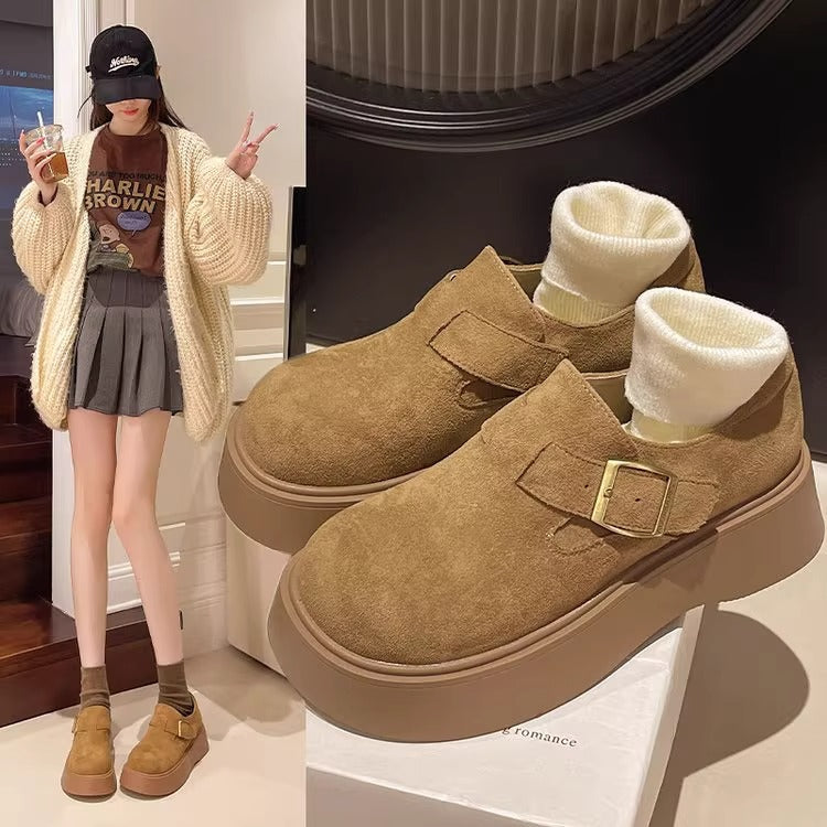 Damen Komfortable Plateau-Clogs mit eleganter Schnallenverzierung R&B