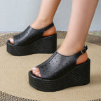 Damen Plateausandalen mit perforiertem Obermaterial und komfortablem Fußbett R&B