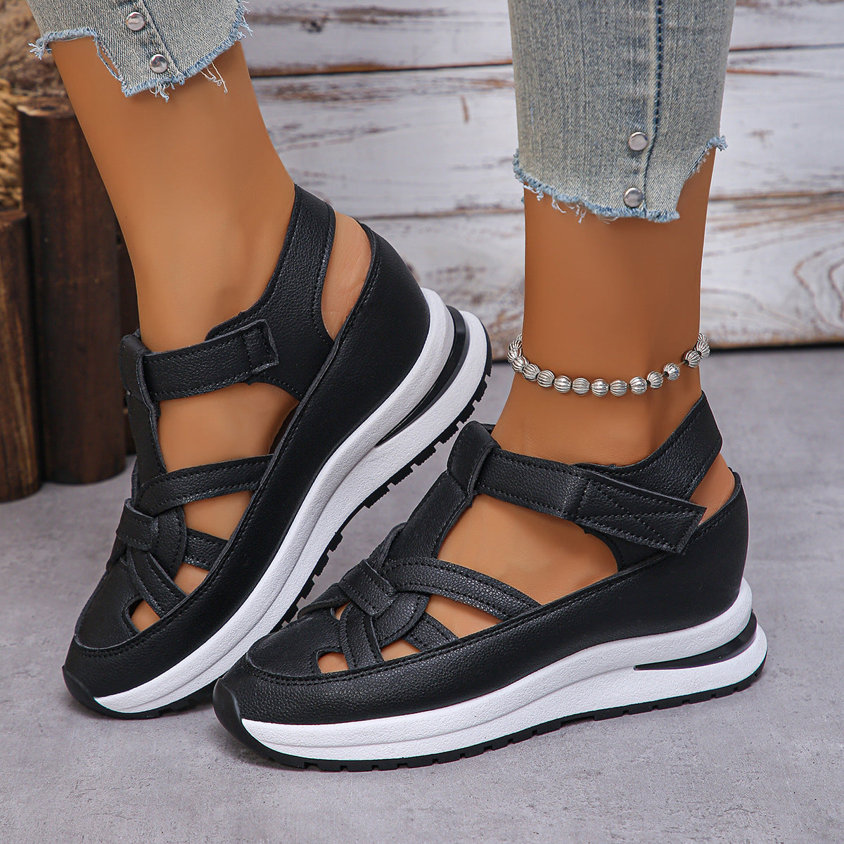 Damen Wedge-Sandalen mit verstellbarem Riemendesign und gepolsterter Innensohle R&B