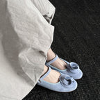 Damen Ballerina-Schlüpfschuhe mit floralem Design und verstellbarem Riemchen R&B