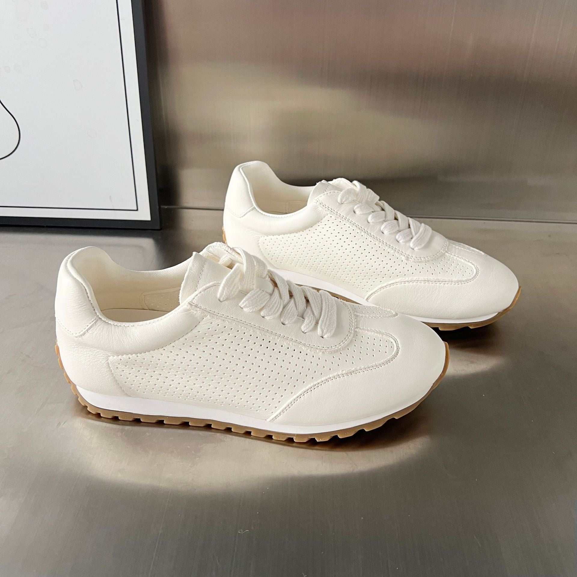 Damen Atmungsaktive Modische Sneakers mit perforierter Oberfläche und rutschfester Sohle R&B
