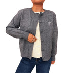 Damen Kuschelweich Strickjacke mit schönen Knöpfen und raffinierten Details R&B