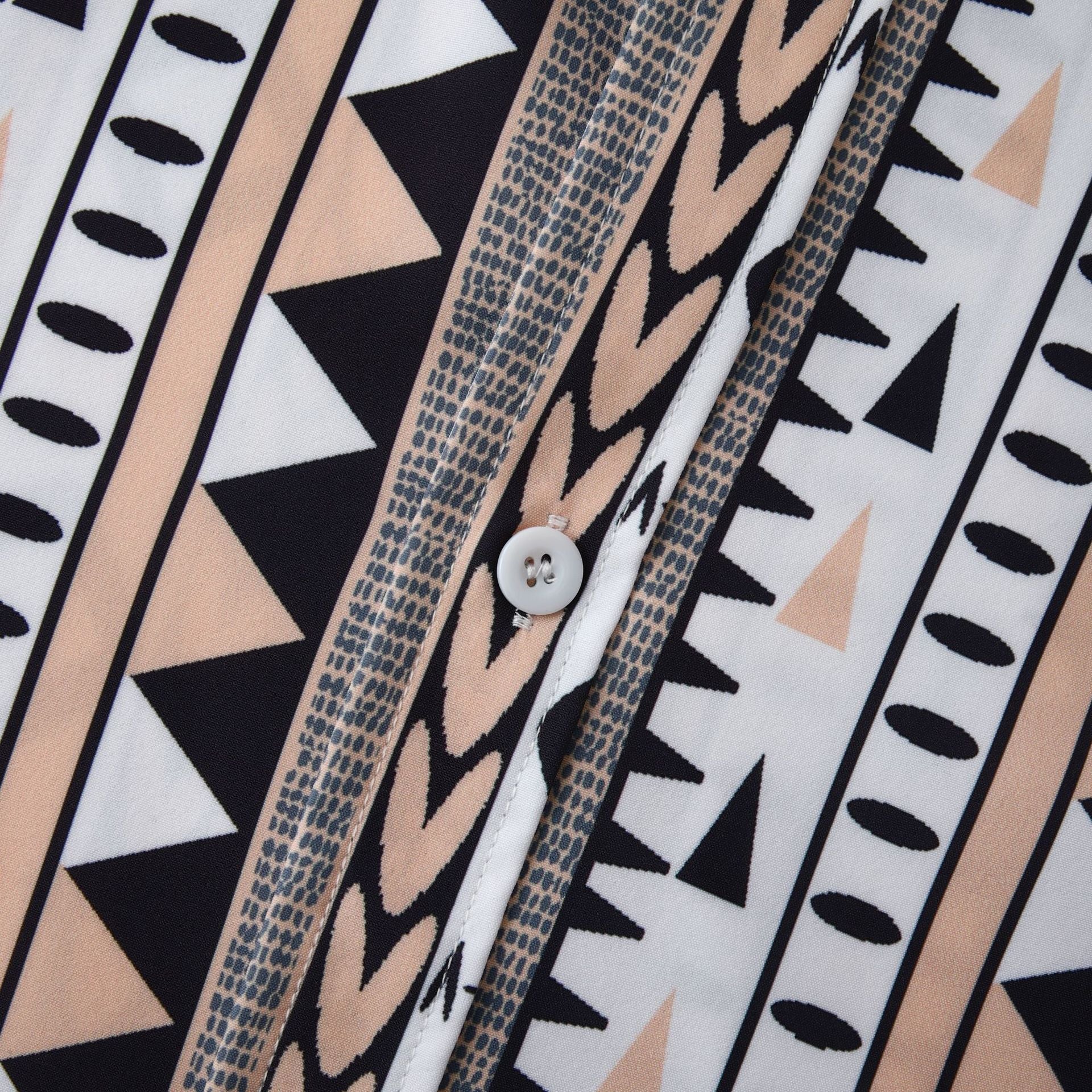 Herren Langarmhemd mit trendigem Geometrie-Design