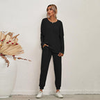 Damen gemütlicher Lounge-Anzug mit lässigem Schnitt und praktischen Taschen R&B