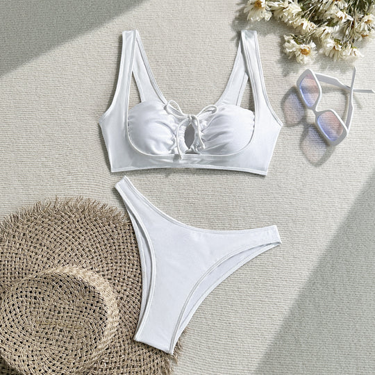 Damen Sportlicher Bikini mit dekorativem Cut-Out R&B