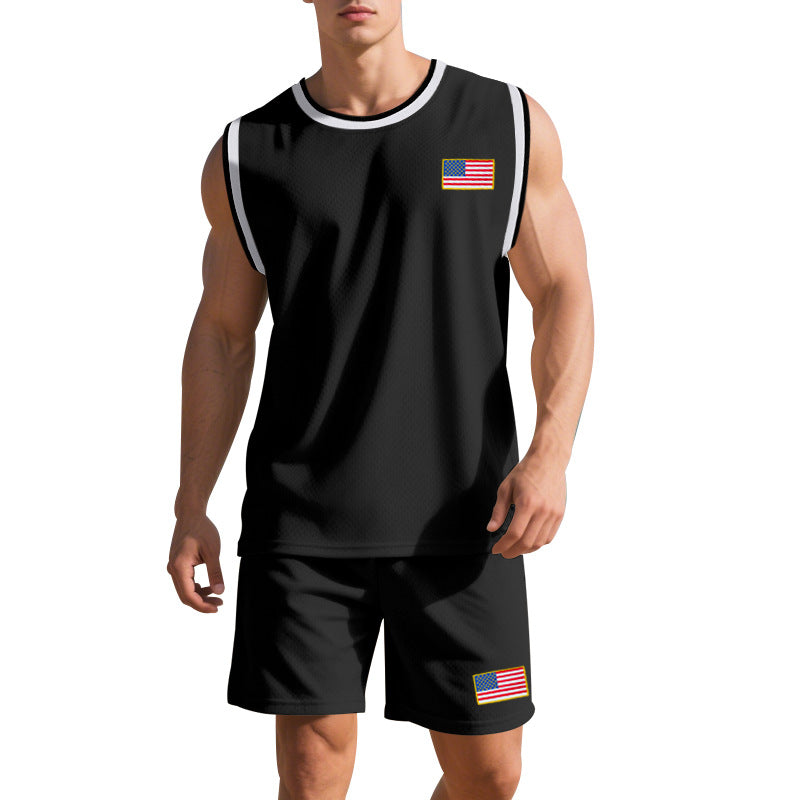 Herren Sportliches Trainingsset mit atmungsaktivem Mesh-GewR&Be und modernen Flaggen-Details R&B