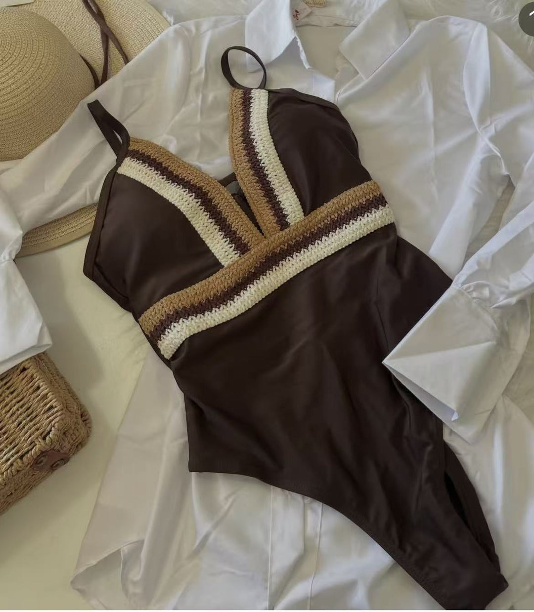 Damen Eleganter Einteiler-Badeanzug mit raffinierten Farbdetails R&B