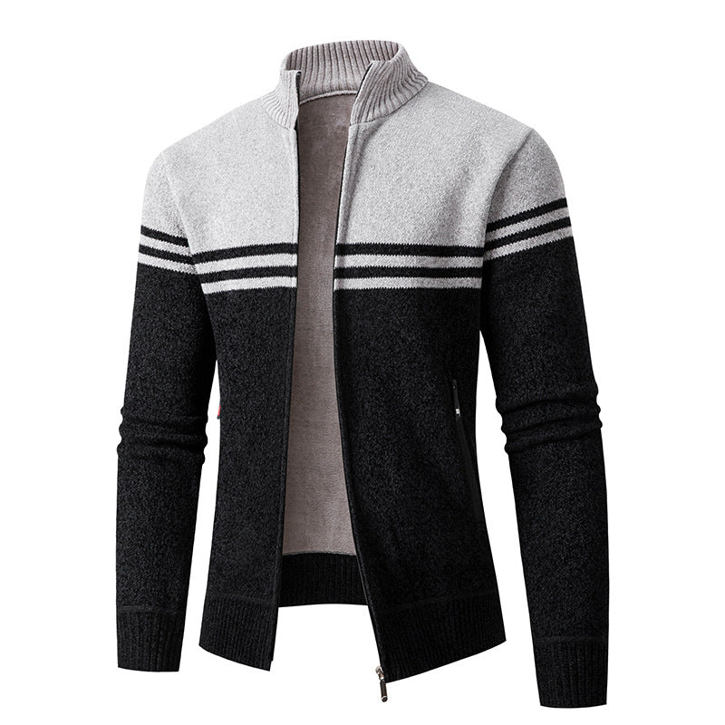 Herren Strickjacke mit modernem Zipper und sportlichem Streifenmuster