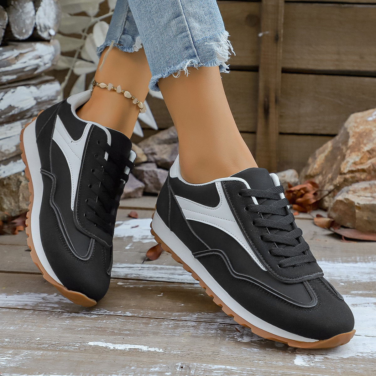 Damen Sportliche Sneakers mit atmungsaktivem Obermaterial und rutschfester Sohle R&B