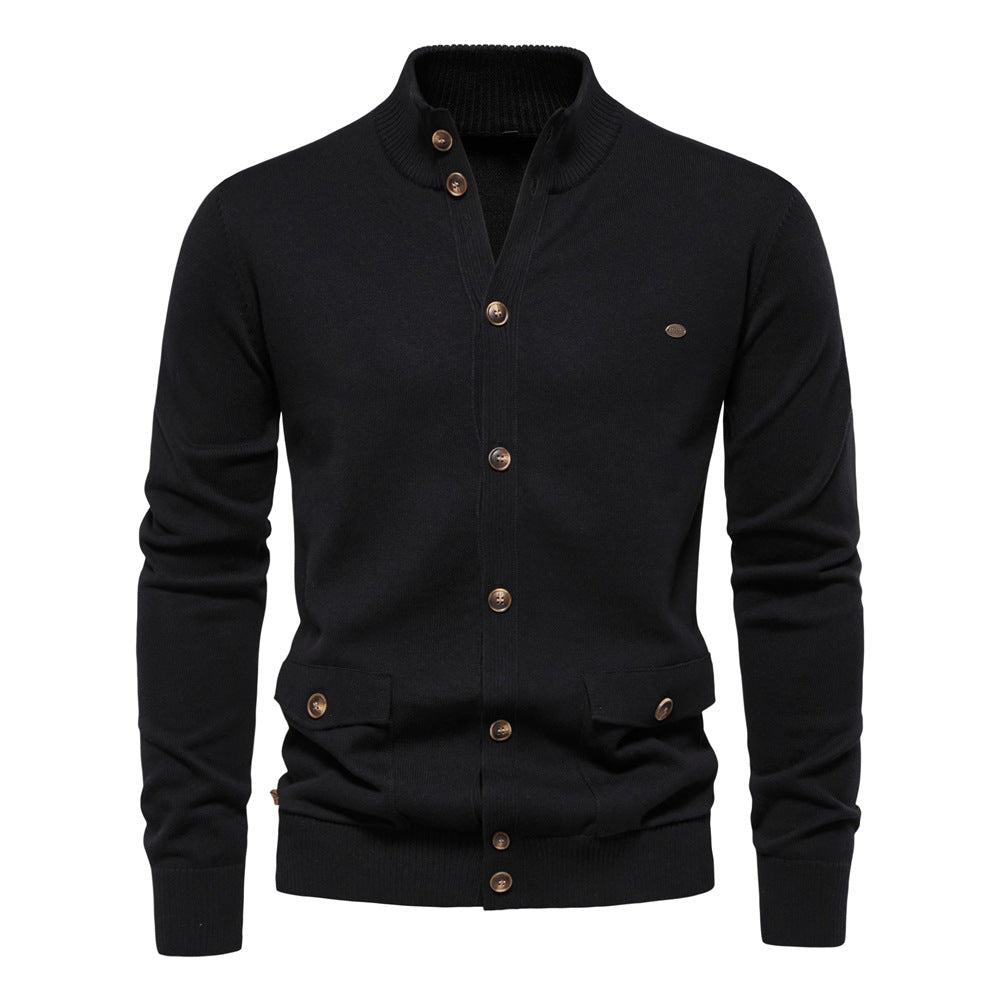 Herren Strickjacke mit modernem Stehkragen und praktischen Knöpfen