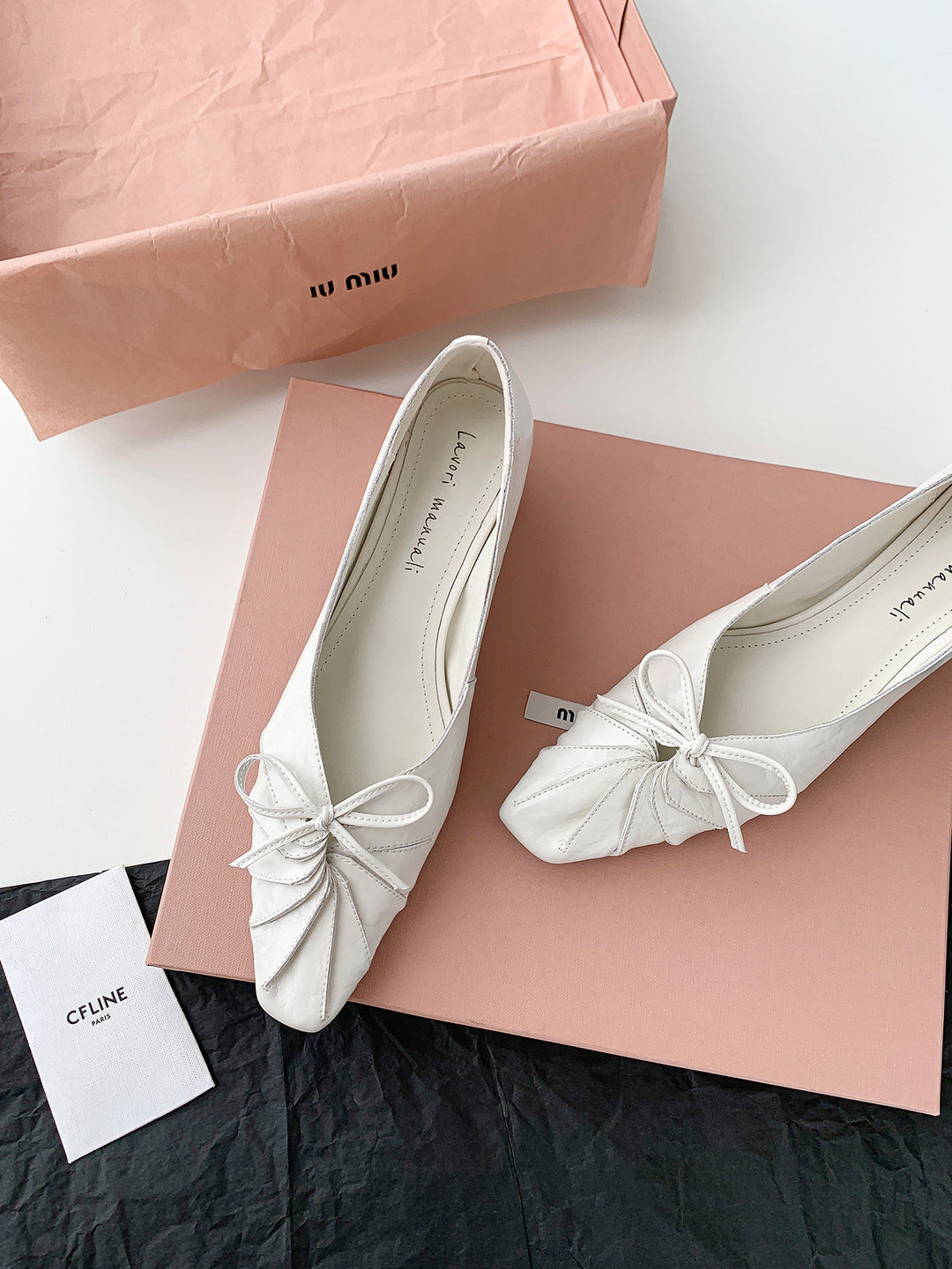 Damen elegante Ballerina-Schuhe mit modischem Schleifendetail und komfortablem Blockabsatz R&B