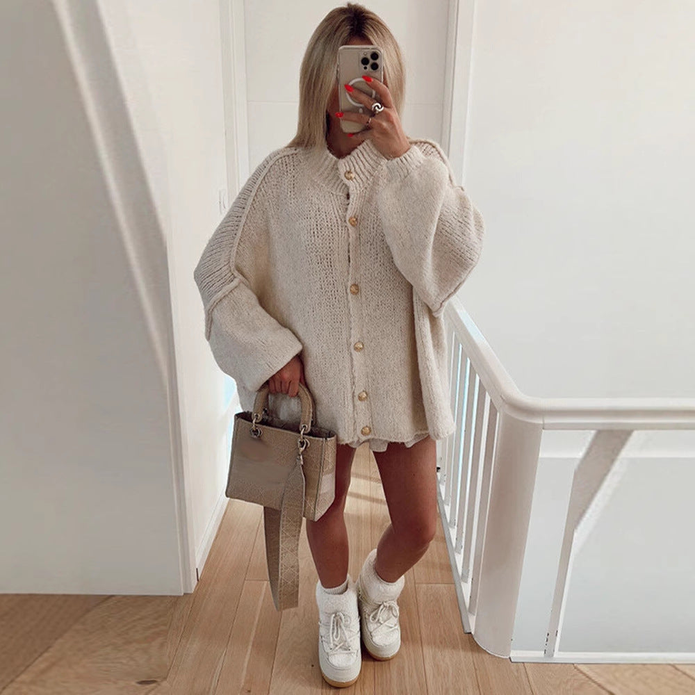 Damen Grobstrickjacke mit eleganten Knopfdetails und lässigem Oversized-Schnitt R&B
