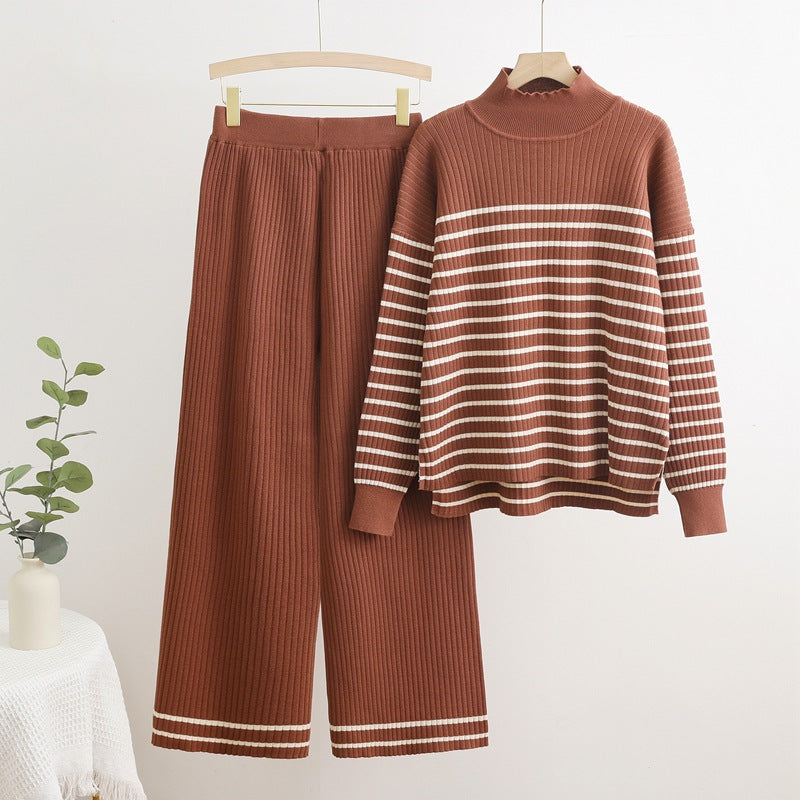Damen gemütliches Strick-Loungewear-Set mit quer gestreiften Details R&B