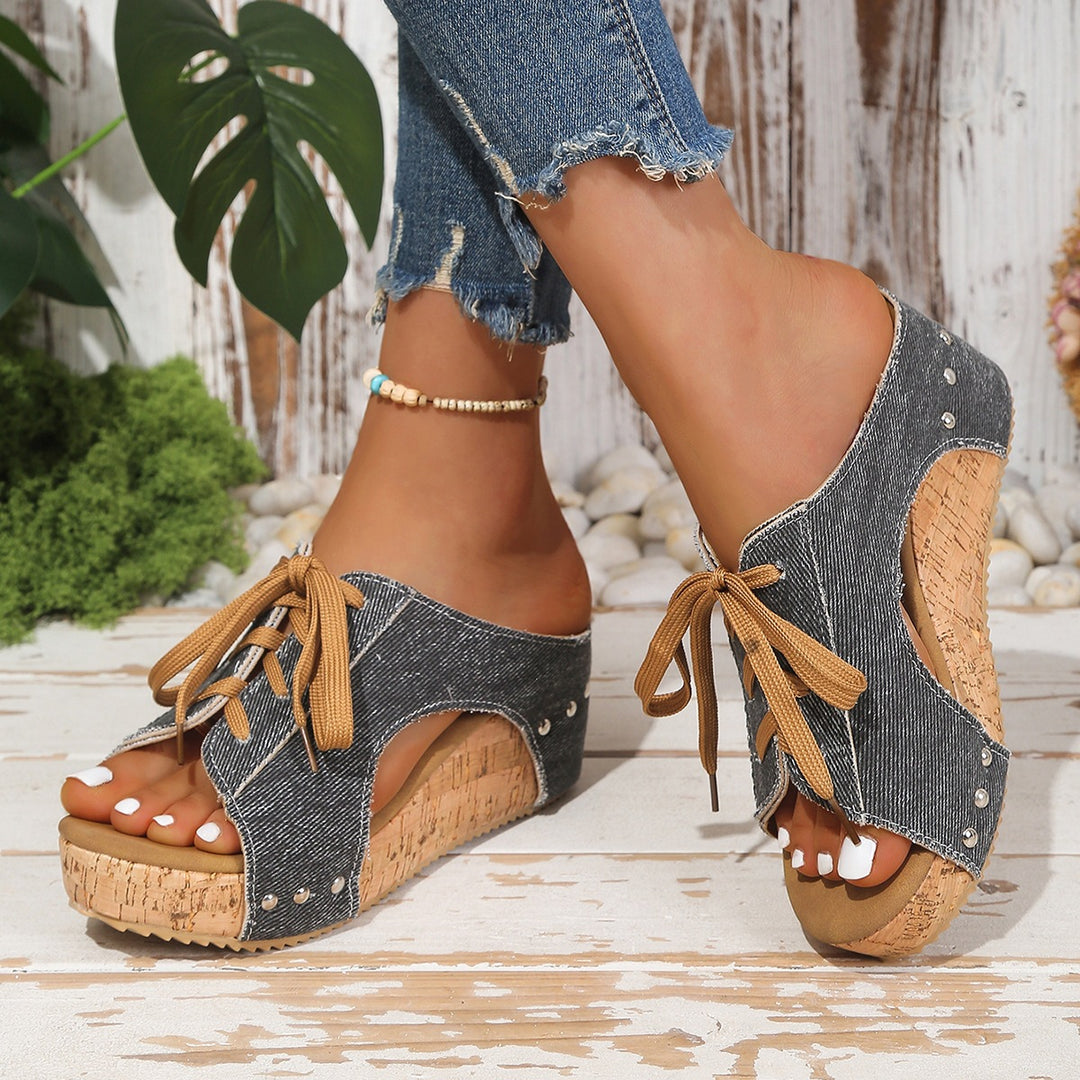 Damen Slip-On Sandalen mit Korksohle und stylischen Schnürdetails R&B