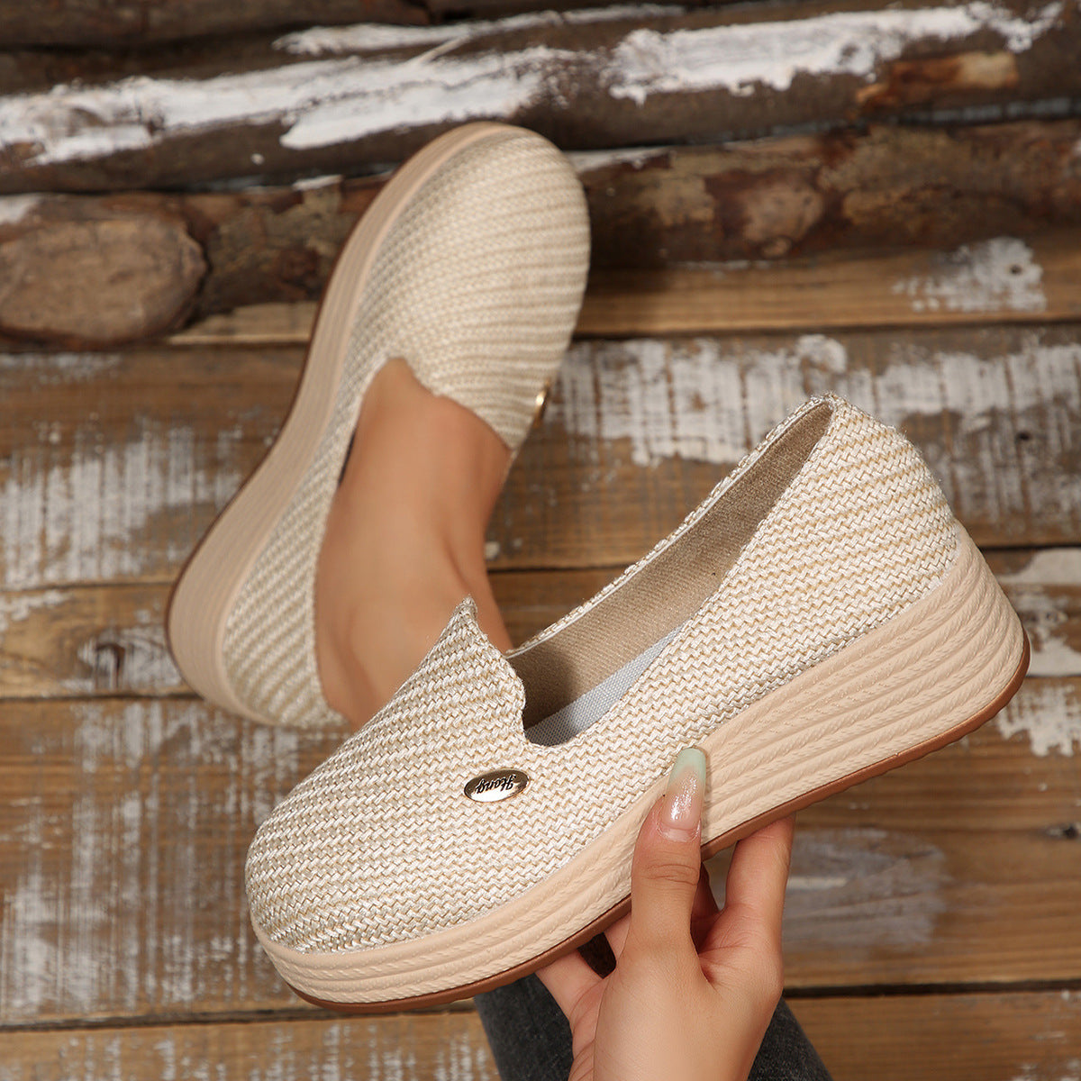 Damen bequeme Slip-On Sneakers mit anatomischem Fußbett und texturiertem Obermaterial R&B